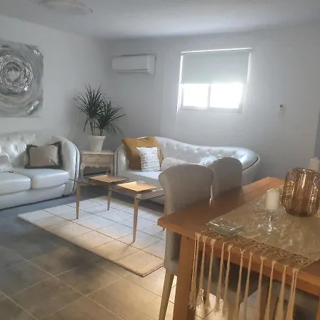 Σπίτι διακοπών Cozy Near Hospital Λάρνακα