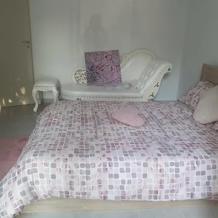 Cozy Near Hospital * لارنكا